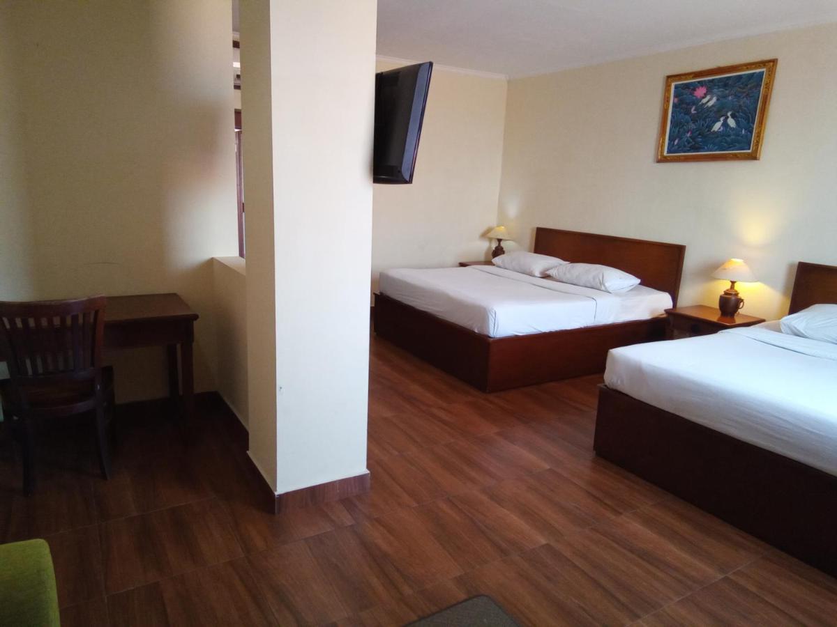 Hotel Puri Dibia Kuta Kuta Lombok Buitenkant foto
