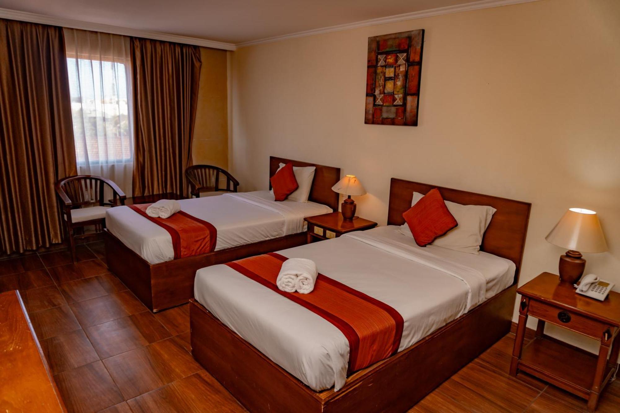 Hotel Puri Dibia Kuta Kuta Lombok Buitenkant foto